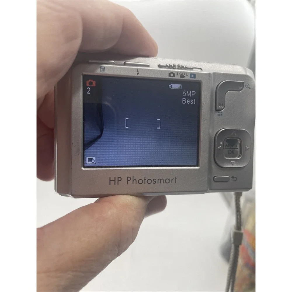 HP Photosmart M447 5MP Digital Camera 3X Zoom+Battery+SD Card-Tested